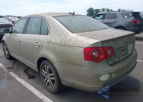 2006 Volkswagen Jetta 2.5 из США, поврежденный, VIN 3VWSF71K76M750076